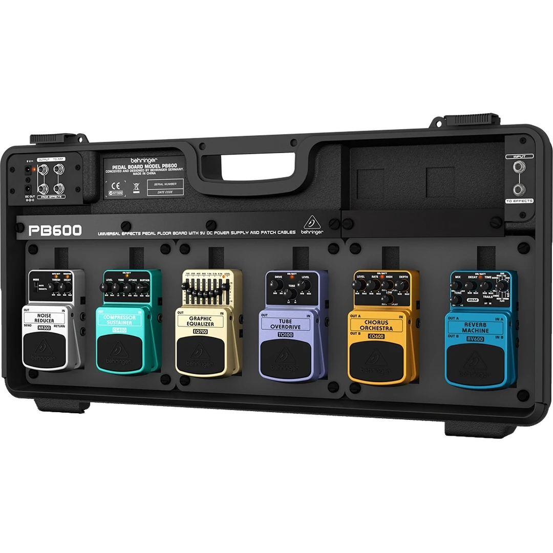 Кейс для педалей Behringer PB600