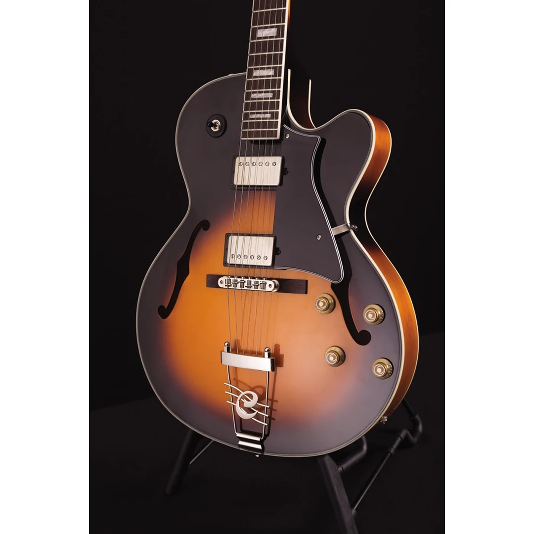 Полуакустическая гитара Cort Yorktown TAB