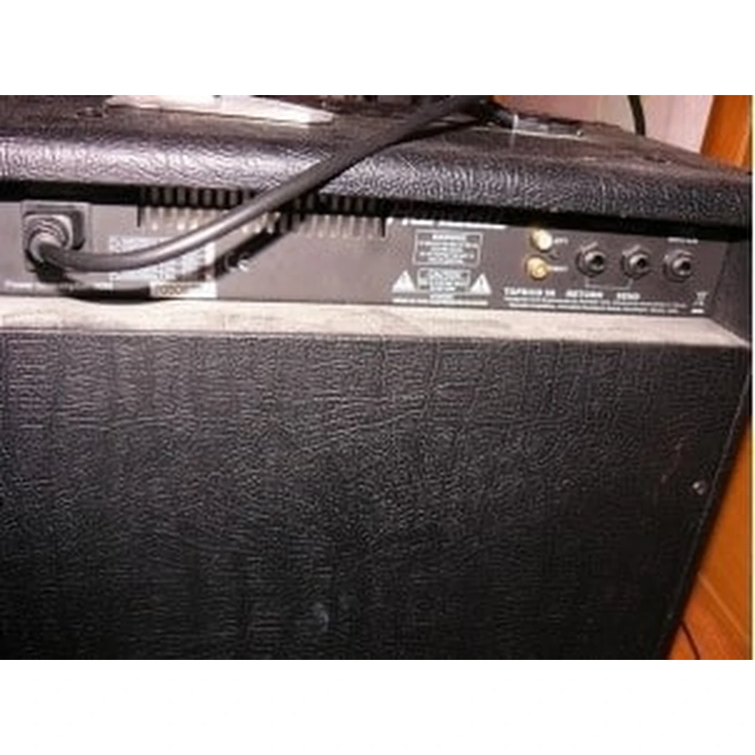 Комбоусилитель Randall V2XM