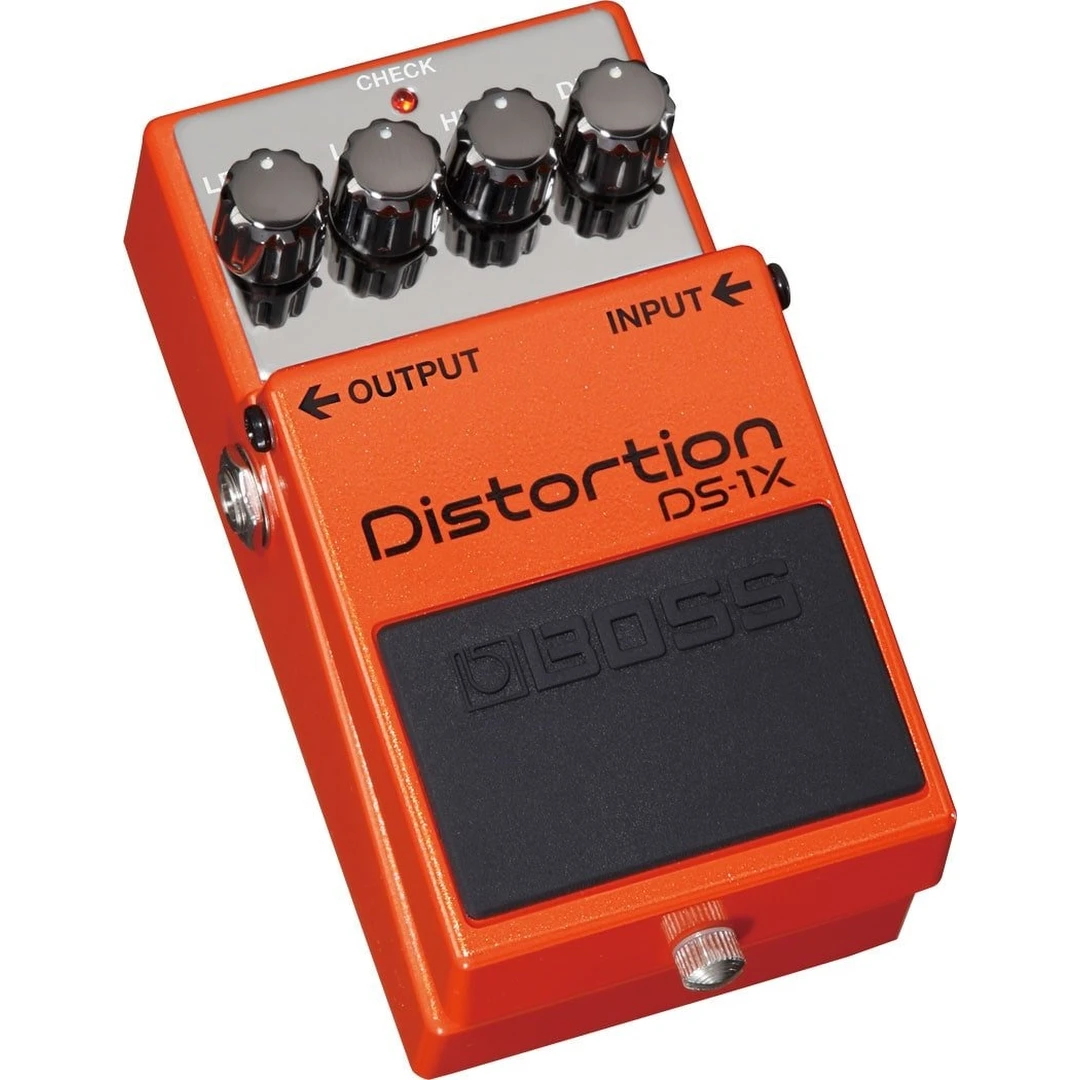 Педаль эффектов Boss DS-1X Distortion